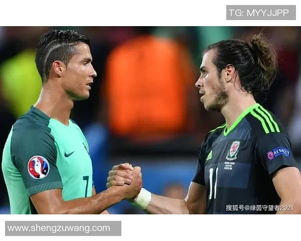 足球球星抱团现象引发热议 个人荣誉与团队合作的平衡如何把握