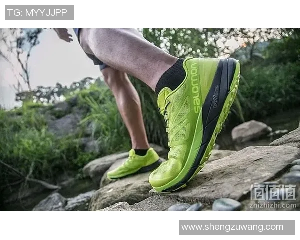 选择适合足球球星的鞋子如何提升竞技表现与舒适度分析